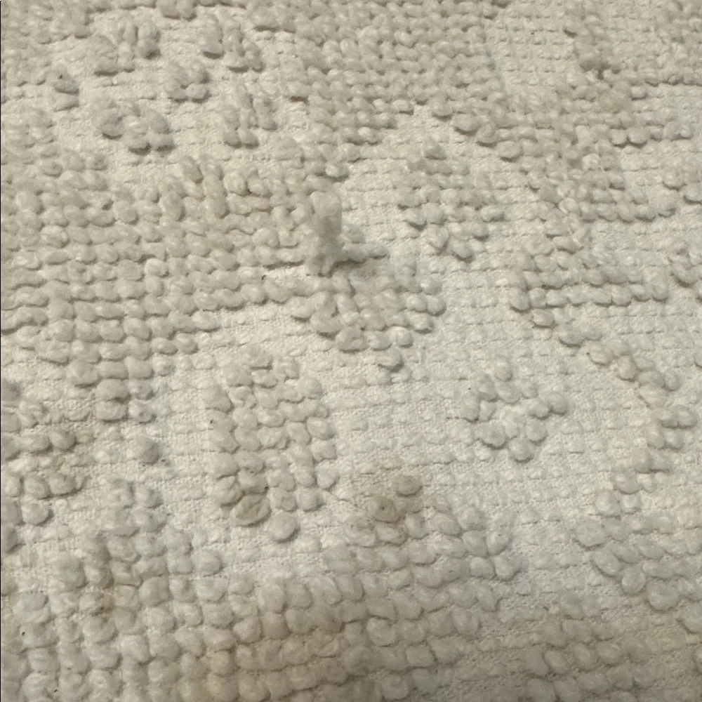 Vintage hobnail bedspread —Queen